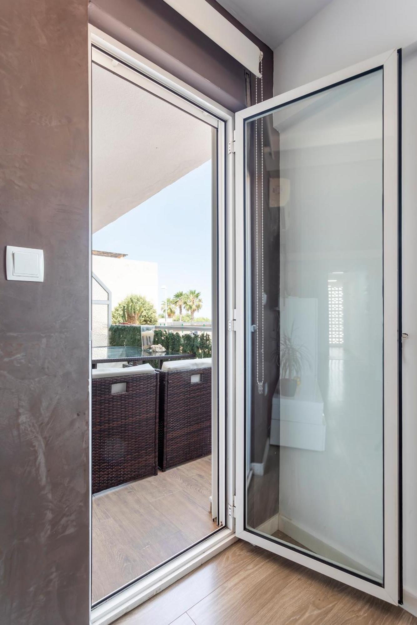 Fantastico Apartamento En Primerisima Linea Playa La Torre  Экстерьер фото